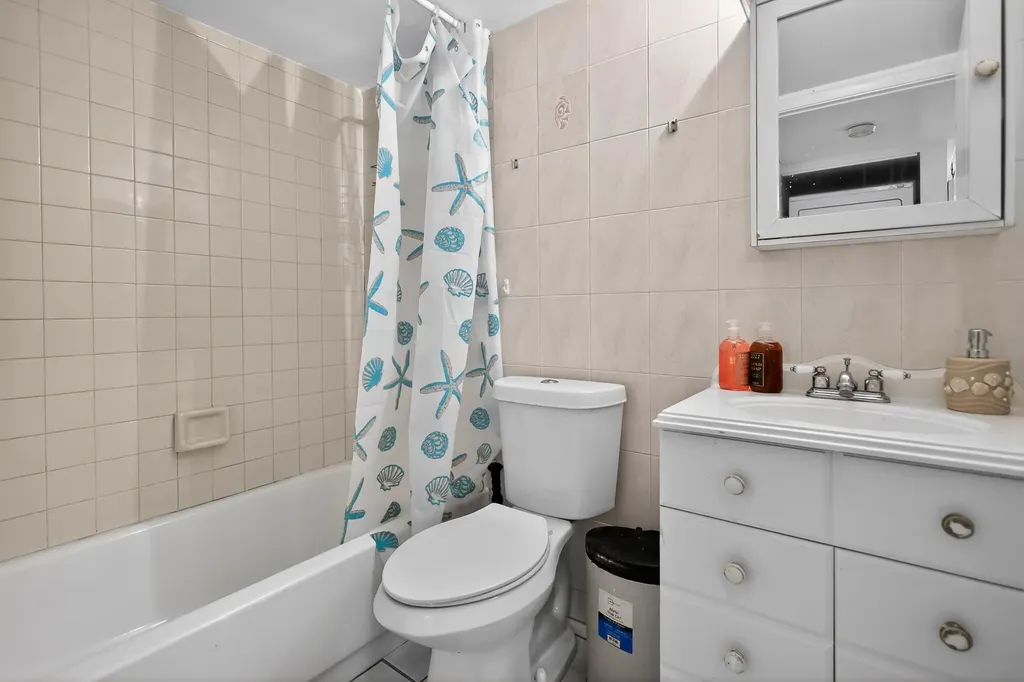 20805 NE 8th Court Miami FL 33179