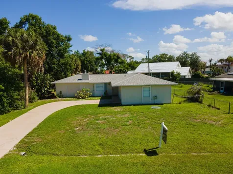 1242 SW Parma Avenue Port St Lucie FL 34953