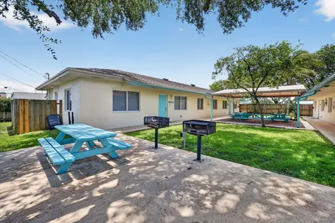 305 SW 16th Street Fort Lauderdale FL 33315