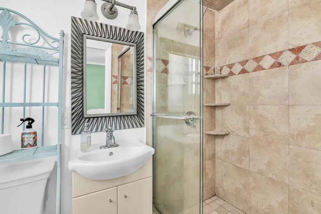 3218 Palm Drive Delray Beach FL 33483