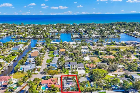 3218 Palm Drive Delray Beach FL 33483