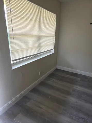 5186 NE 6th Avenue Oakland Park FL 33334