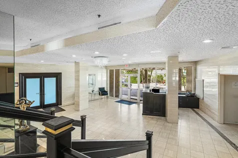 3000 Holiday Drive Fort Lauderdale FL 33316