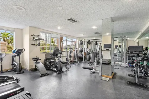 3000 Holiday Drive Fort Lauderdale FL 33316