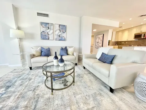 3000 Holiday Drive Fort Lauderdale FL 33316
