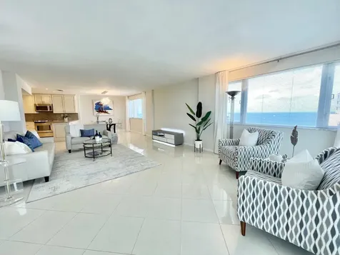 3000 Holiday Drive Fort Lauderdale FL 33316