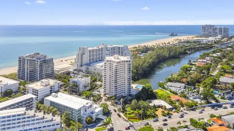 3000 Holiday Drive Fort Lauderdale FL 33316