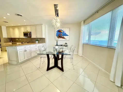 3000 Holiday Drive Fort Lauderdale FL 33316