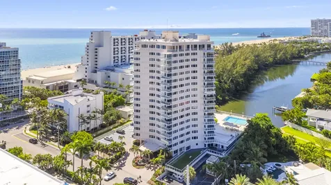 3000 Holiday Drive Fort Lauderdale FL 33316