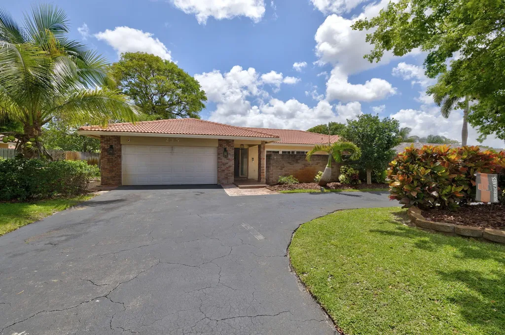 235 NW 91st Avenue Coral Springs FL 33071