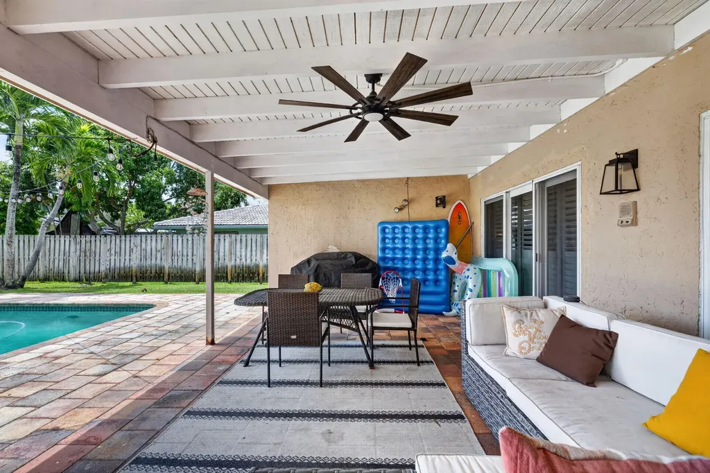 235 NW 91st Avenue Coral Springs FL 33071