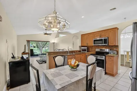 8240 White Rock Circle Boynton Beach FL 33436