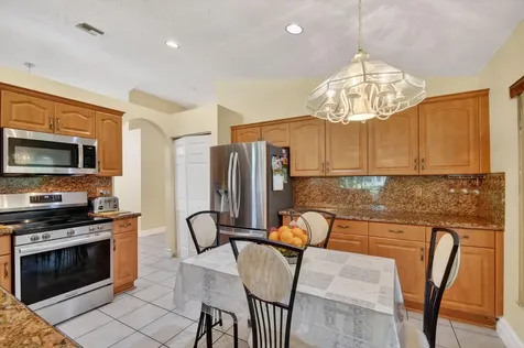 8240 White Rock Circle Boynton Beach FL 33436