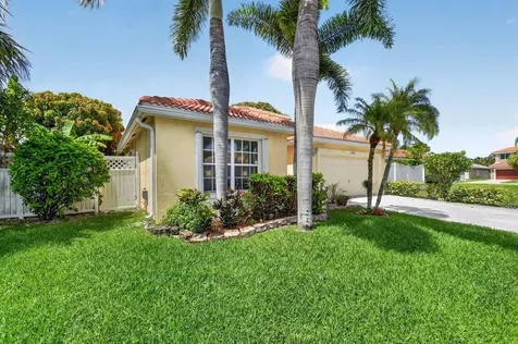 8240 White Rock Circle Boynton Beach FL 33436