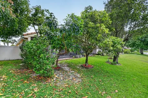 8240 White Rock Circle Boynton Beach FL 33436