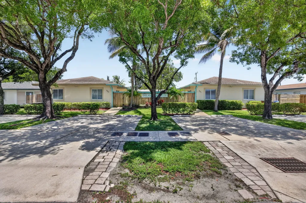 301 SW 16th Street Fort Lauderdale FL 33315
