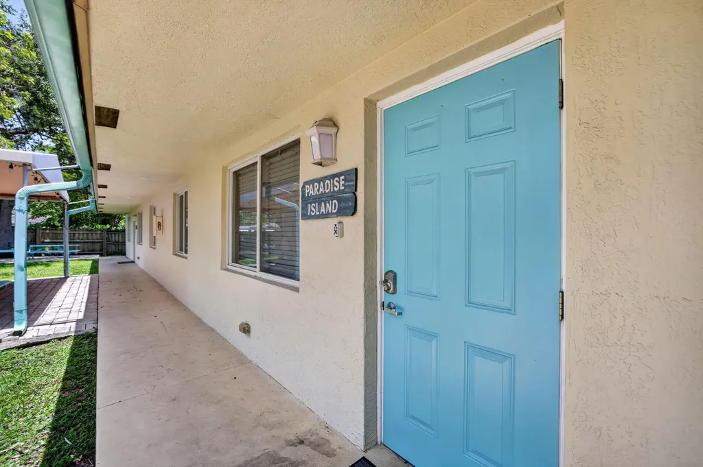 301 SW 16th Street Fort Lauderdale FL 33315
