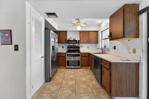214 NE Camelot Drive Port St Lucie FL 34983