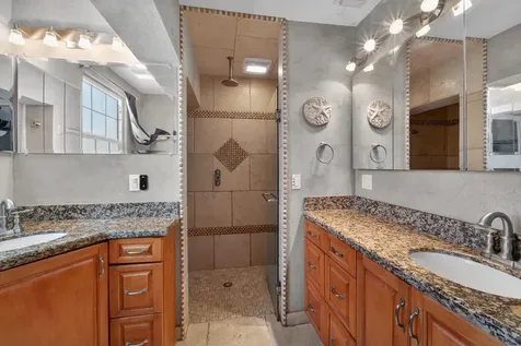214 NE Camelot Drive Port St Lucie FL 34983