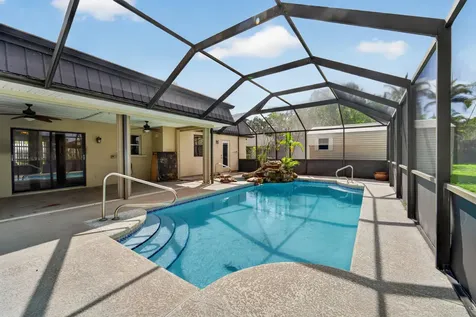 214 NE Camelot Drive Port St Lucie FL 34983