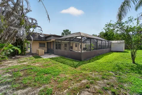214 NE Camelot Drive Port St Lucie FL 34983