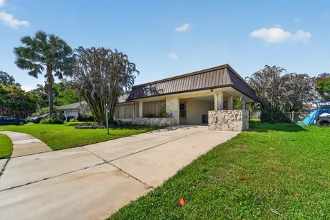 214 NE Camelot Drive Port St Lucie FL 34983