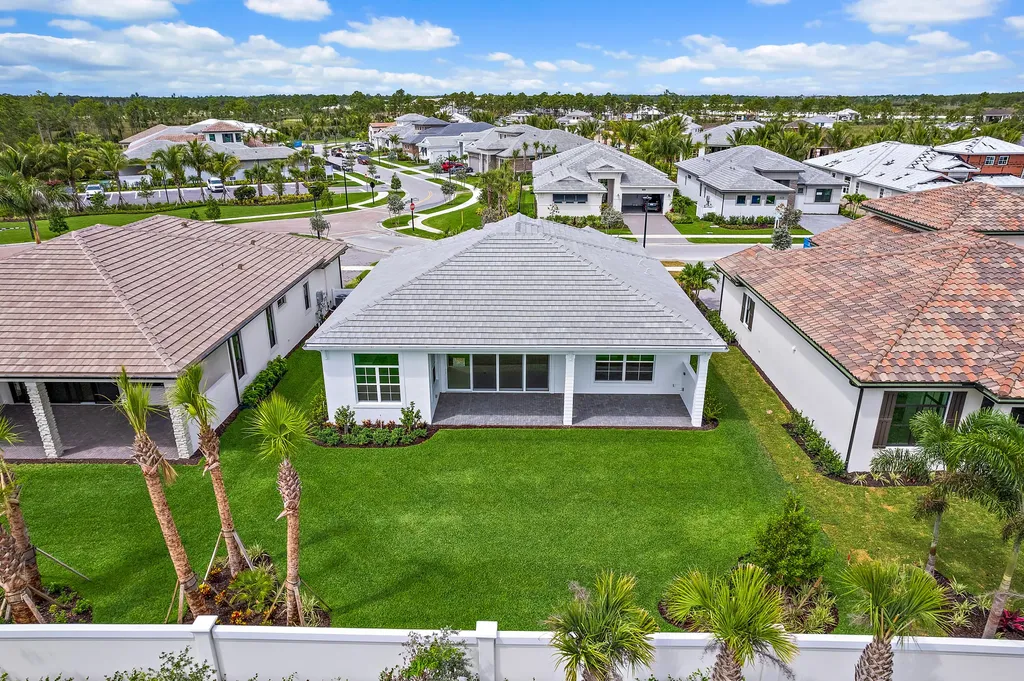 9508 St. Germain Palm Beach Gardens FL 33412