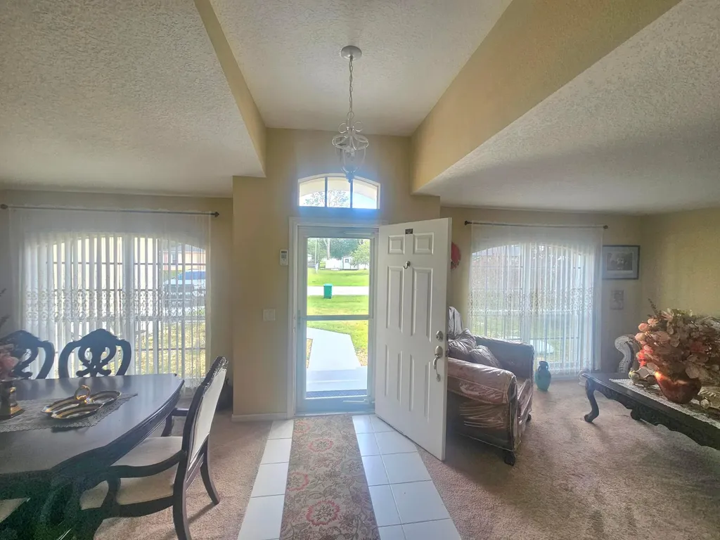 589 NW Fairfax Avenue Port St Lucie FL 34983