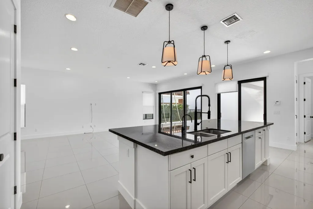 4025 Faraday Way Palm Beach Gardens FL 33418