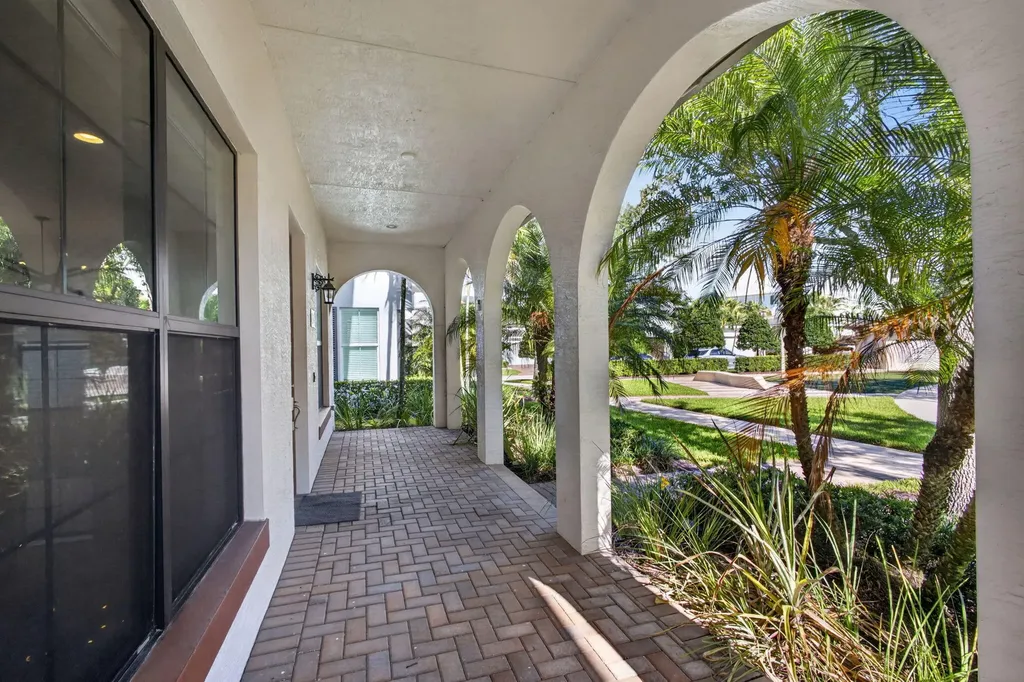 4025 Faraday Way Palm Beach Gardens FL 33418