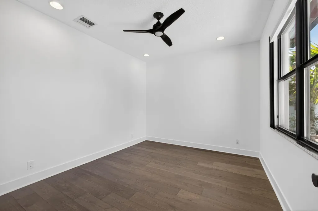 4025 Faraday Way Palm Beach Gardens FL 33418