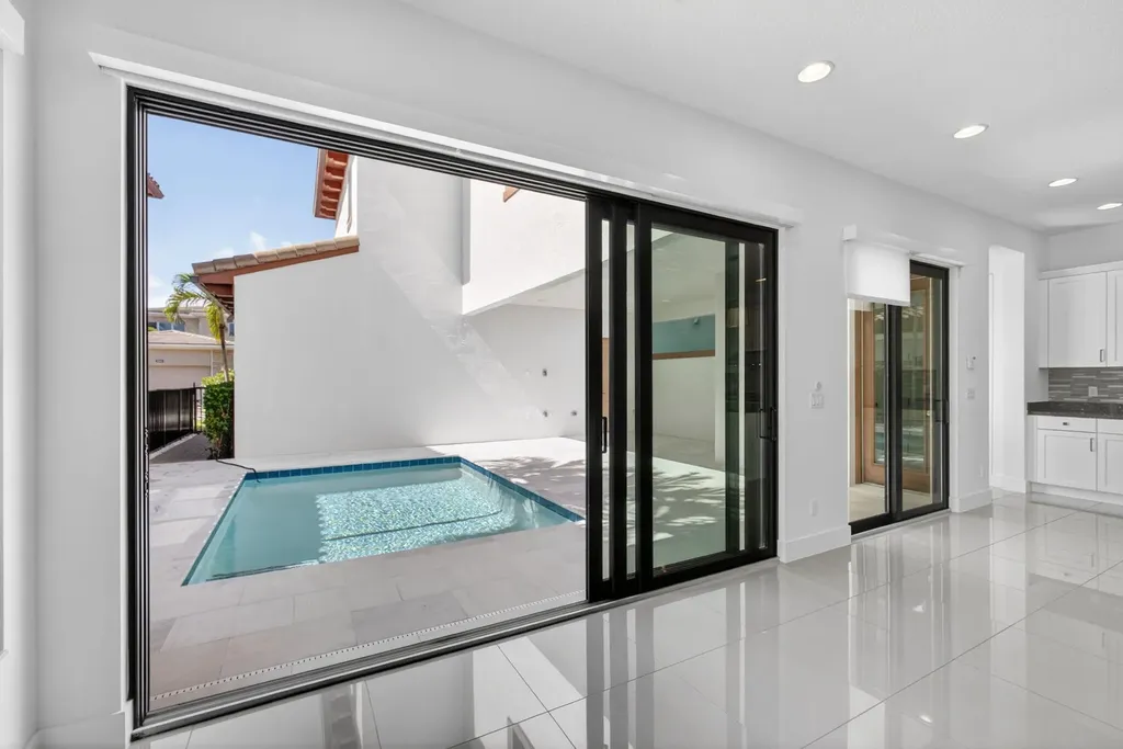 4025 Faraday Way Palm Beach Gardens FL 33418