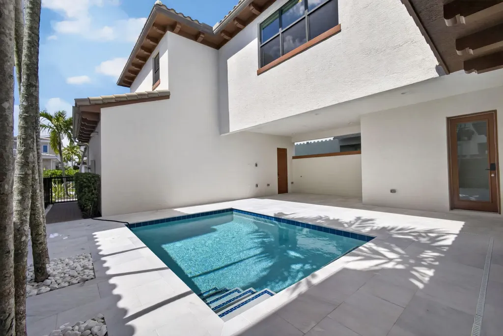 4025 Faraday Way Palm Beach Gardens FL 33418