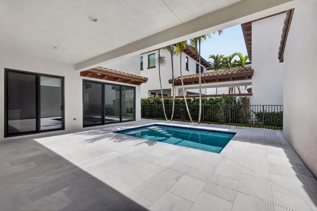 4025 Faraday Way Palm Beach Gardens FL 33418