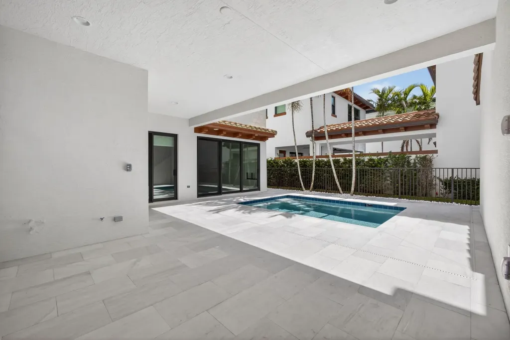 4025 Faraday Way Palm Beach Gardens FL 33418