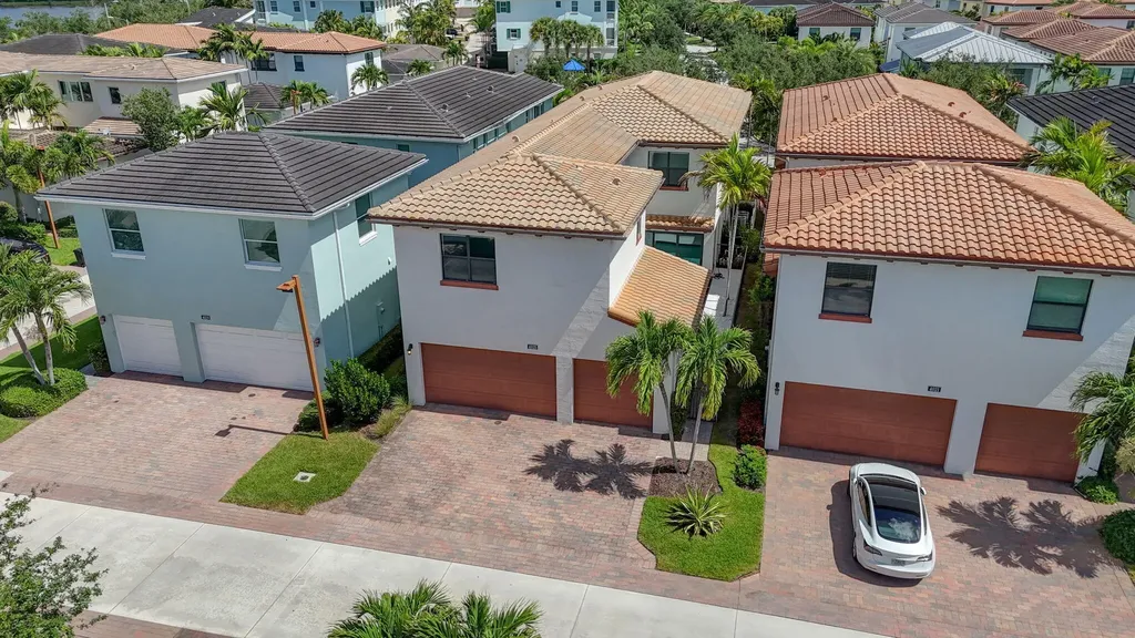 4025 Faraday Way Palm Beach Gardens FL 33418