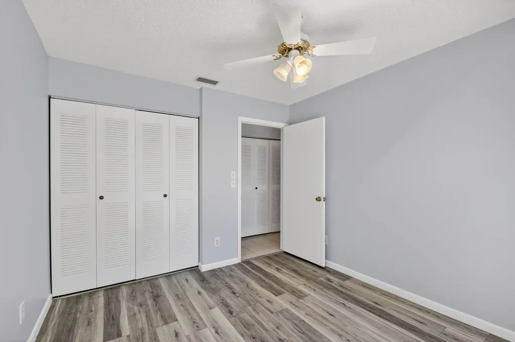 1604 Timberlane Circle Greenacres FL 33463