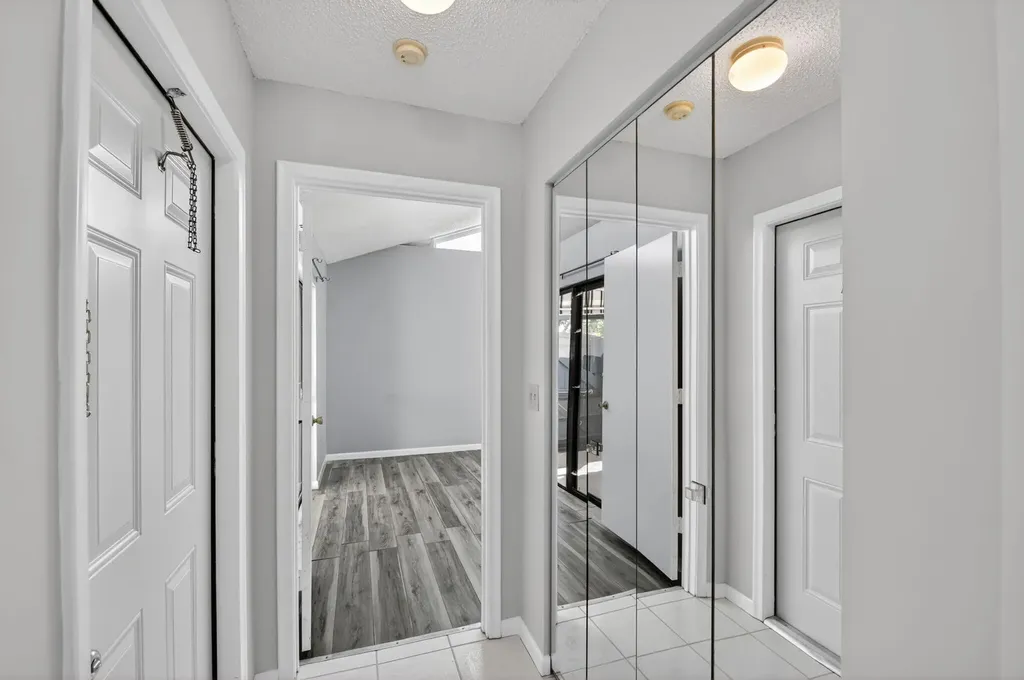 1604 Timberlane Circle Greenacres FL 33463