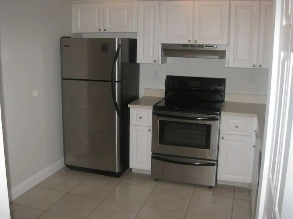 721 N Pine Island Road Plantation FL 33324