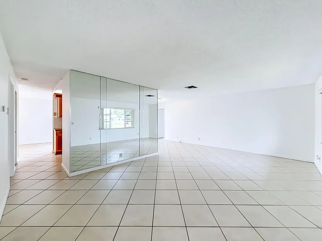 8504 NW 14th Street Plantation FL 33322
