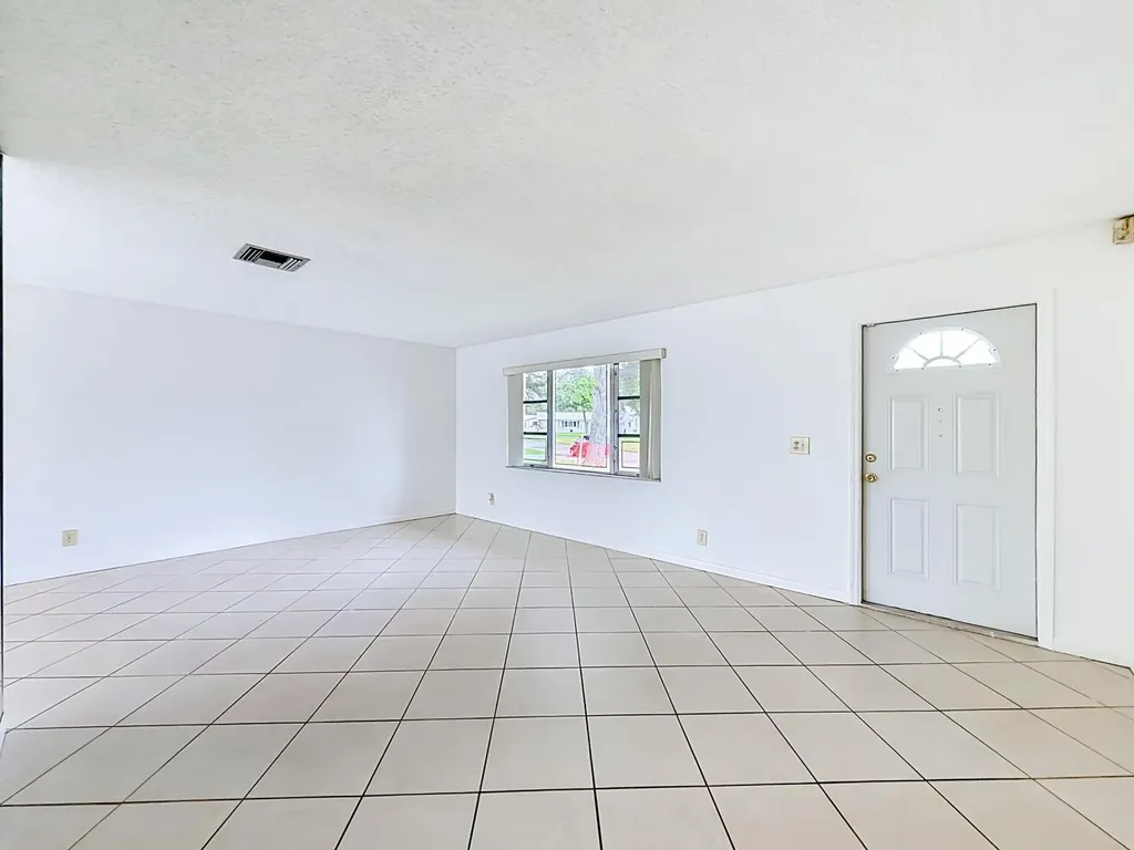 8504 NW 14th Street Plantation FL 33322