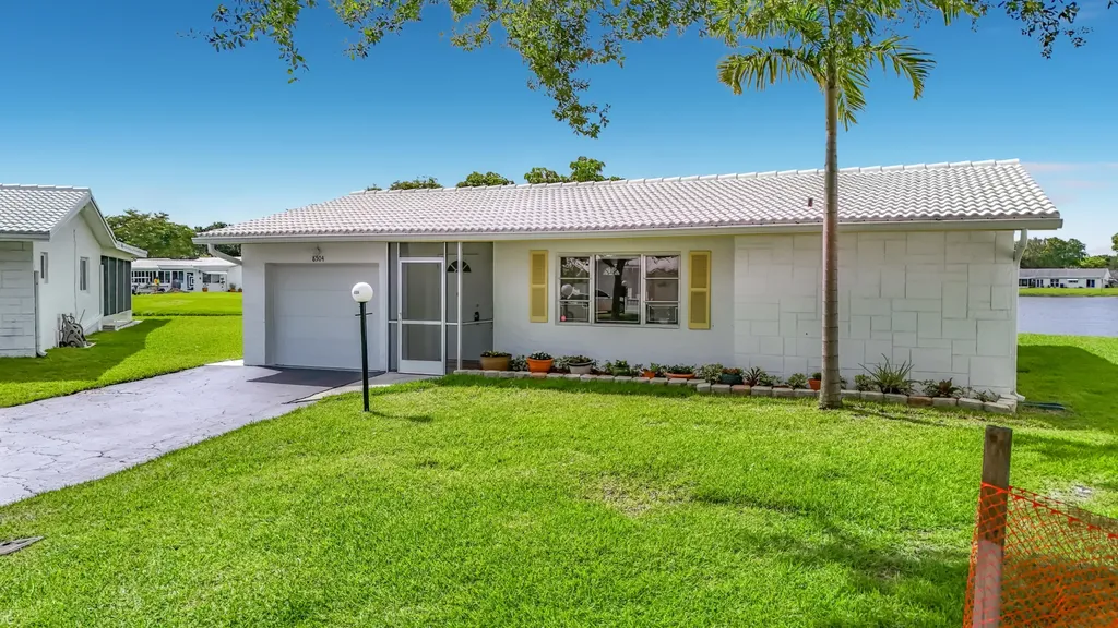 8504 NW 14th Street Plantation FL 33322