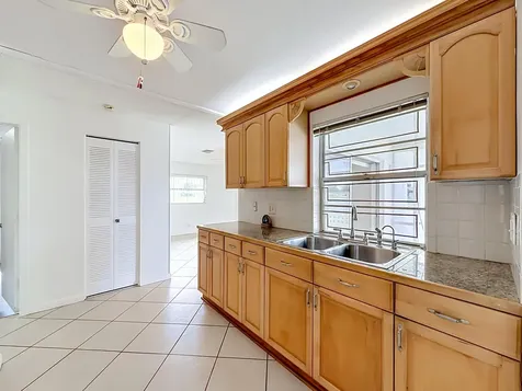 8504 NW 14th Street Plantation FL 33322