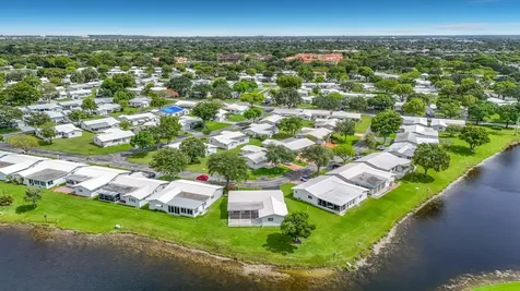8504 NW 14th Street Plantation FL 33322