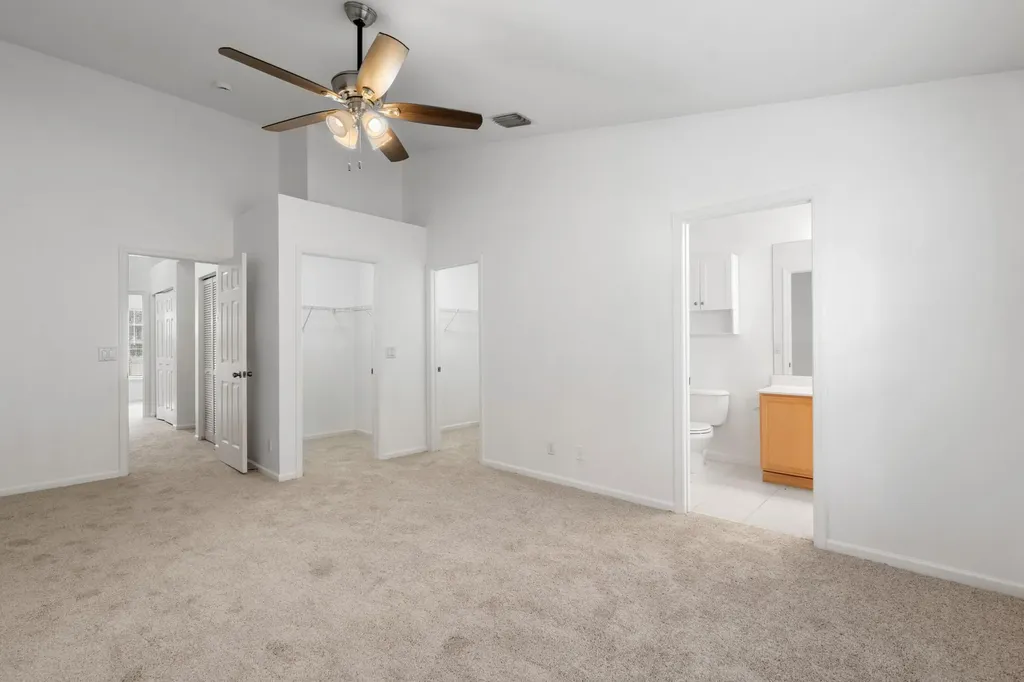 9926 Lago Drive Boynton Beach FL 33472