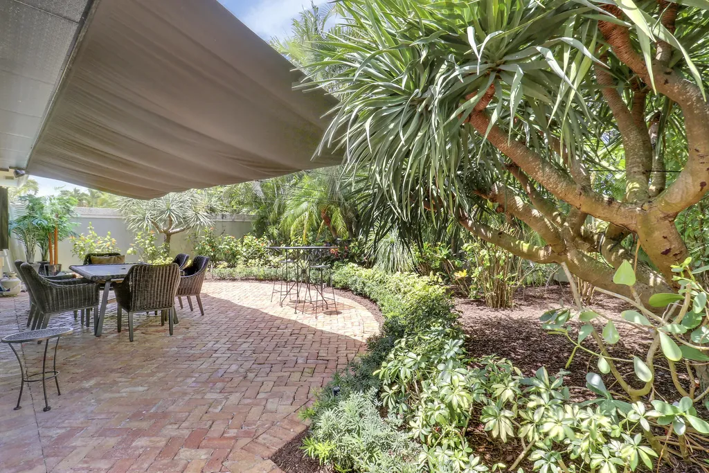109 Seashore Drive Jupiter FL 33477