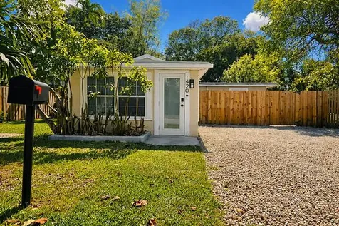 1420 SW 33rd Court Fort Lauderdale FL 33315