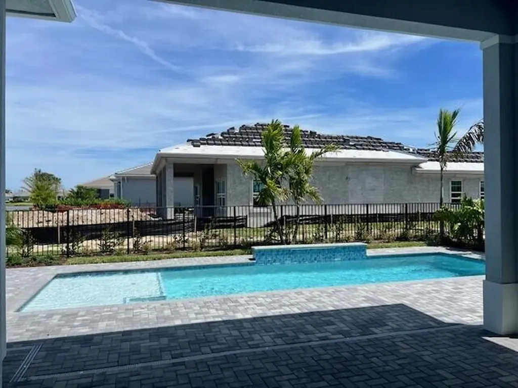 12199 Arbordale Way Palm Beach Gardens FL 33412