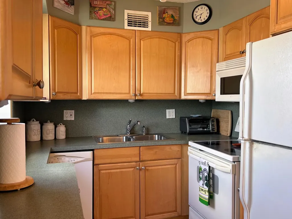 600 Horizons Boynton Beach FL 33435
