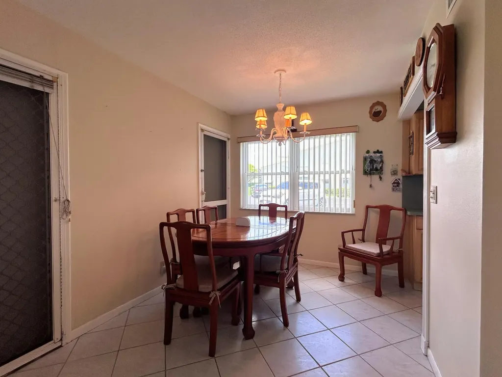600 Horizons Boynton Beach FL 33435